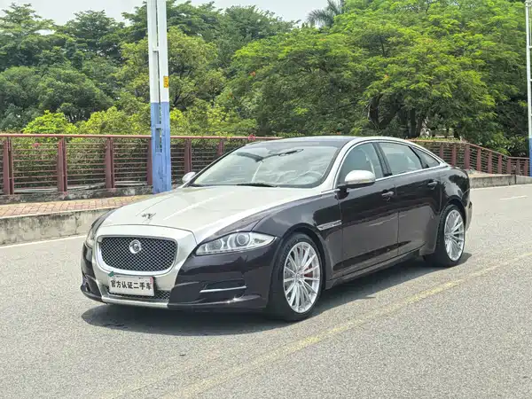Jaguar XJ 2014