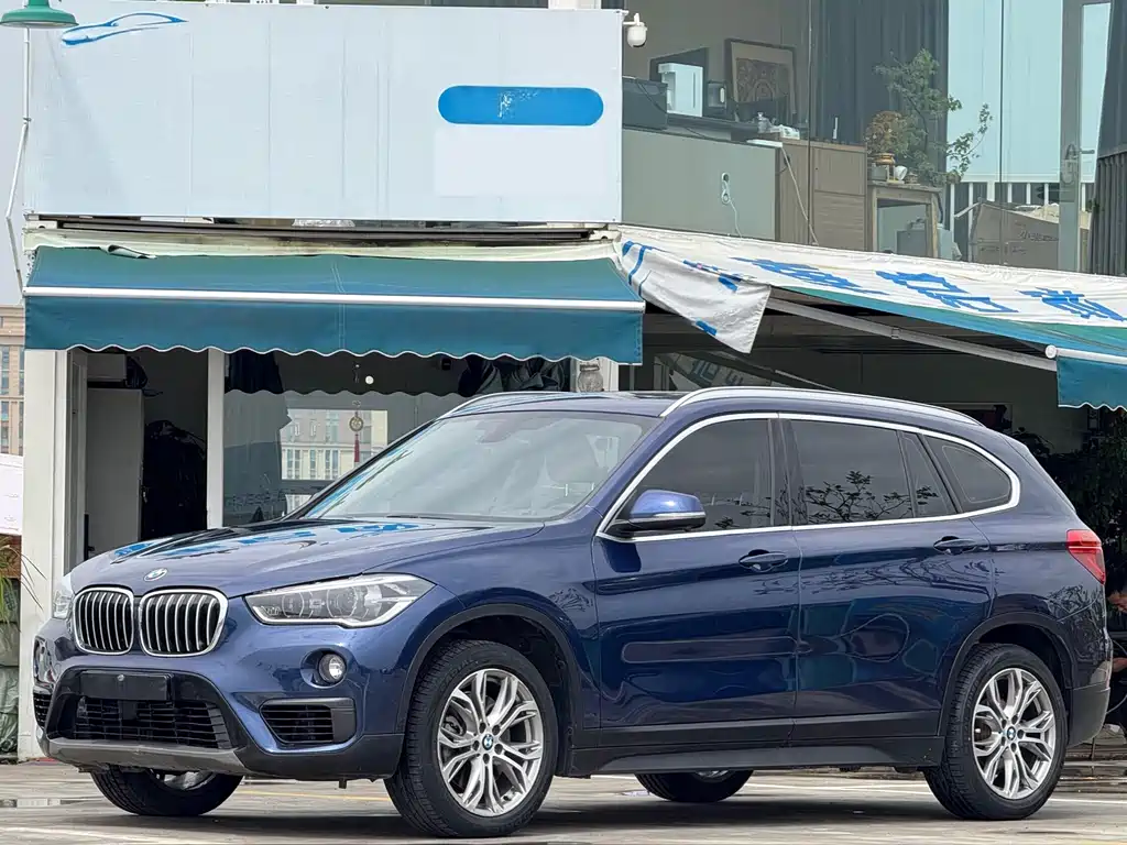 BMW X1 2018 — фото 1