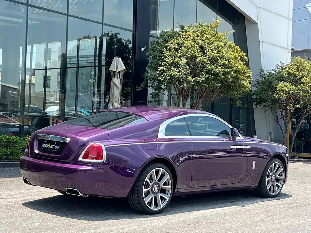 Rolls-Royce Wraith 2022 — фото 9