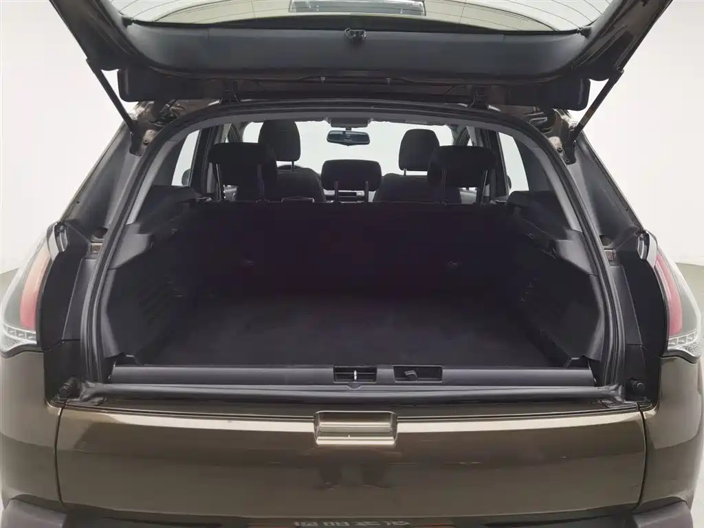 Peugeot 3008 2016 — фото 16