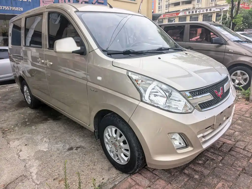 Wuling Rongguang V 2019 — фото 2