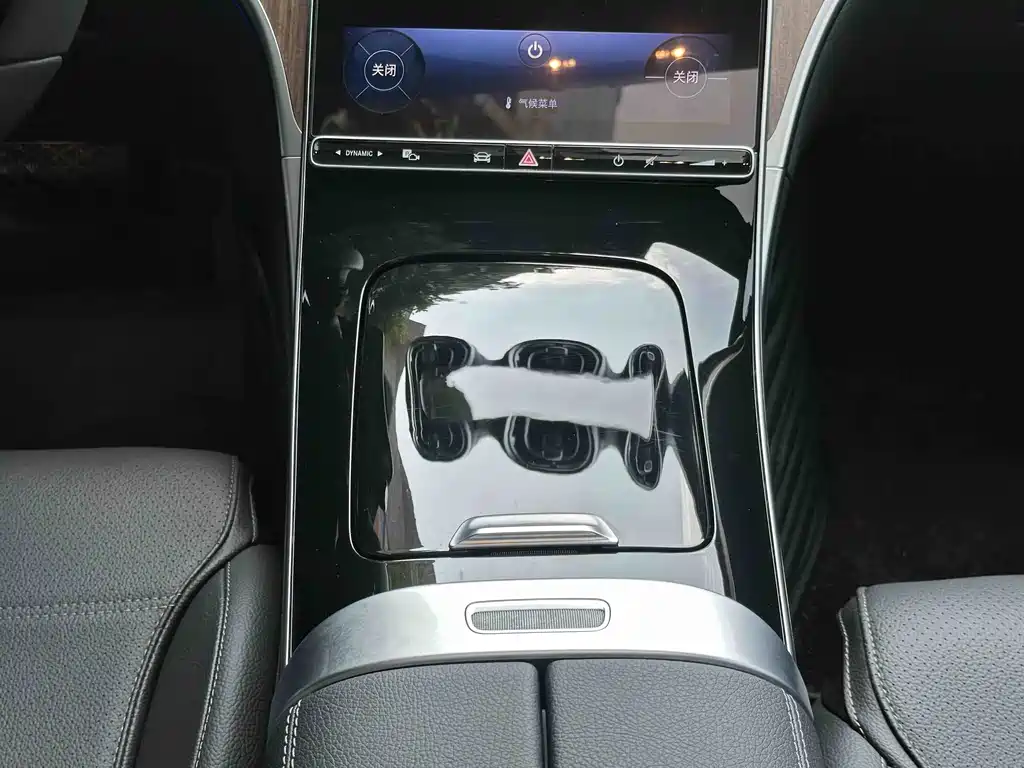 Mercedes-Benz C-Class 2023 — фото 26