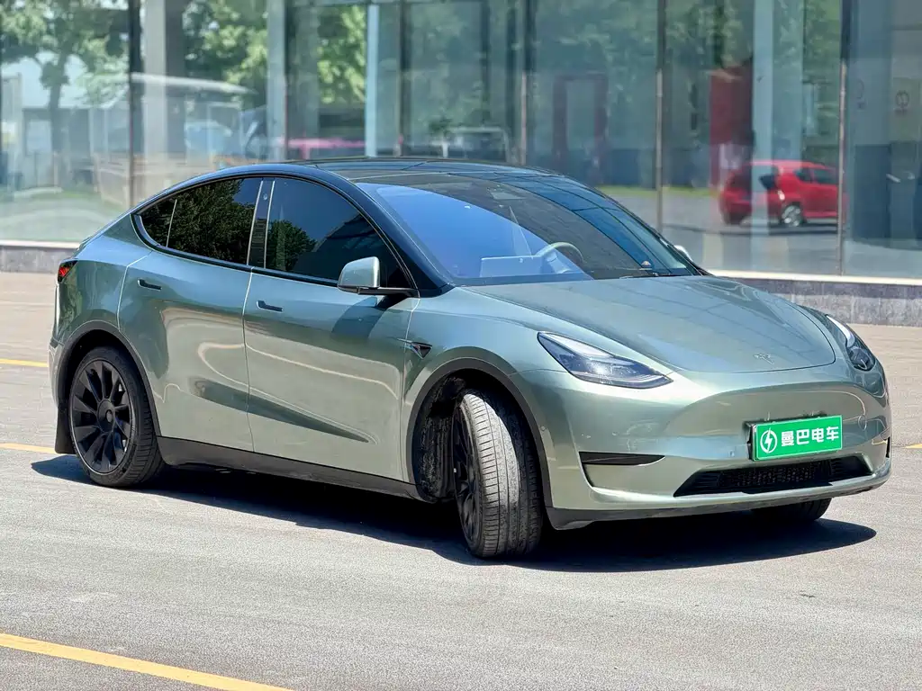 Tesla Model Y 2022 — фото 3