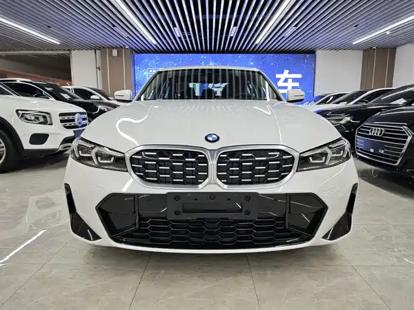 BMW 3 Series 2025