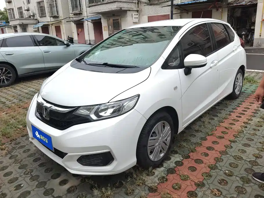 Honda Fit 2019 — фото 1