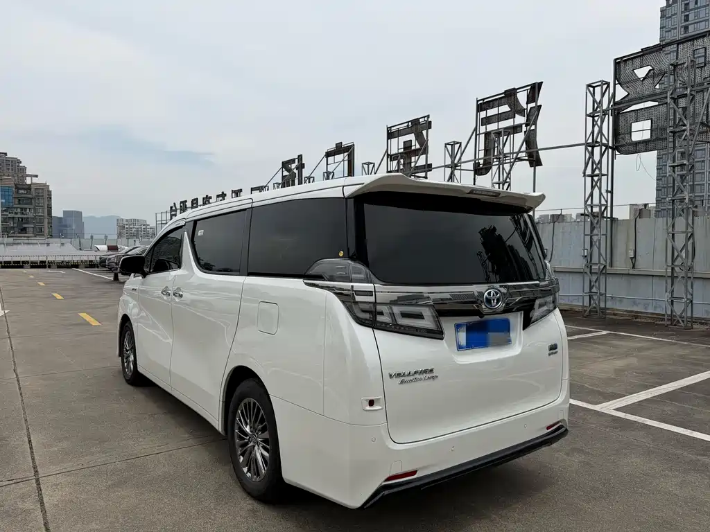 Toyota Vellfire 2020 — фото 9