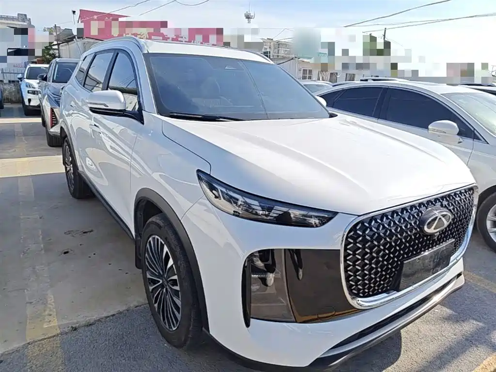 Chery Tiggo 8 PLUS C-DM 2025 — фото 4