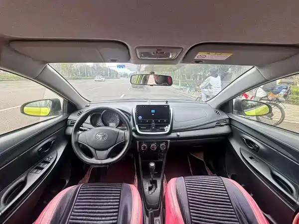 Toyota Yaris L 2017