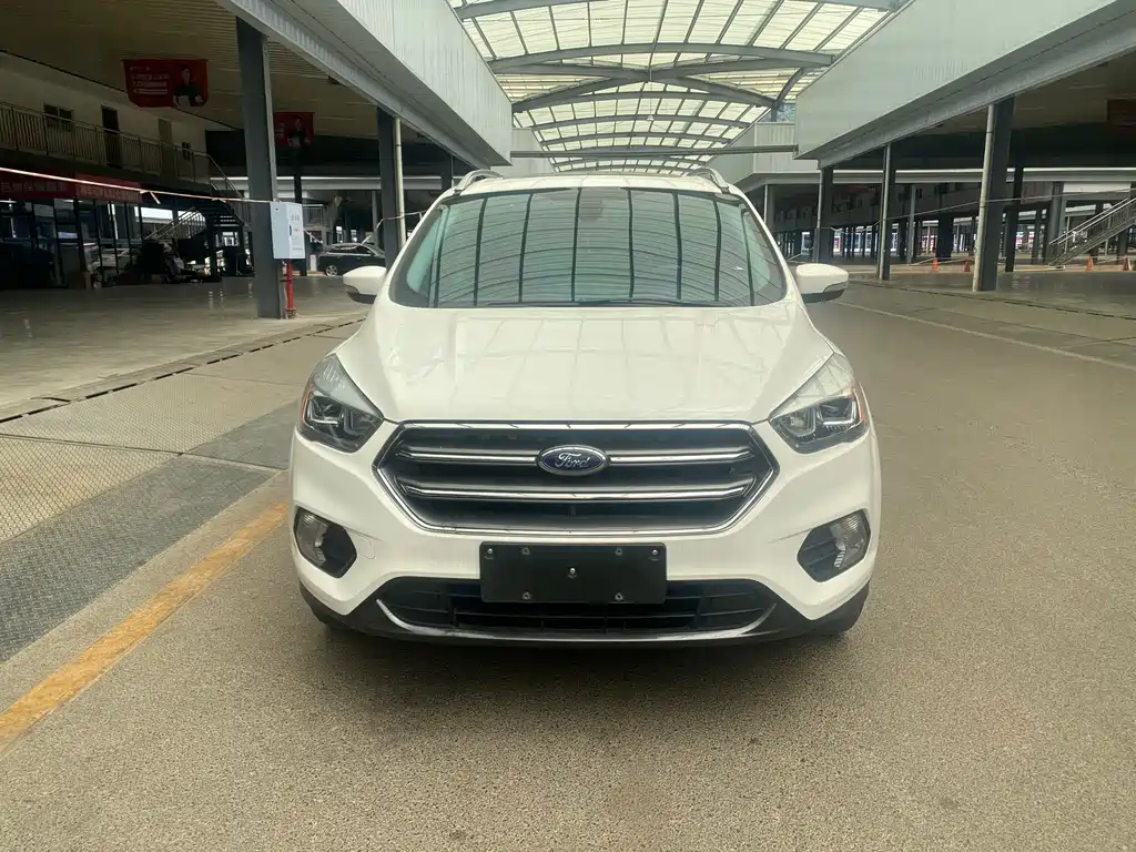 Ford Kuga 2021 — фото 2