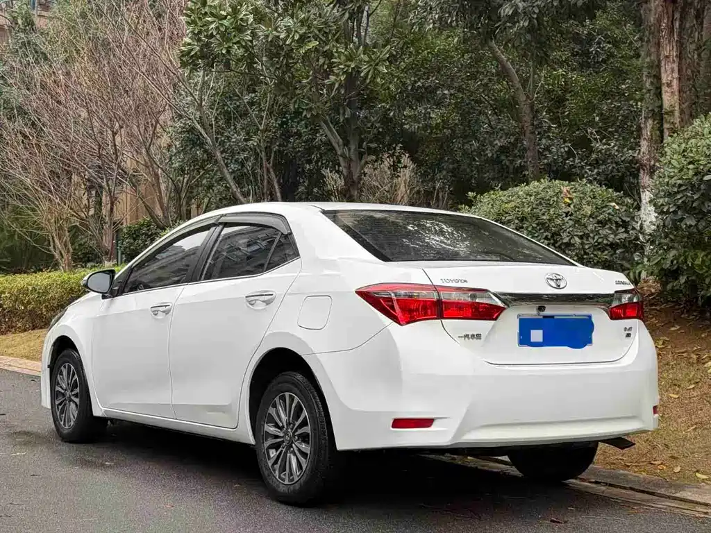 Toyota Corolla 2019 — фото 4