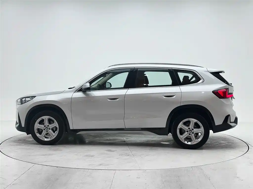 BMW X1 2023 — фото 7