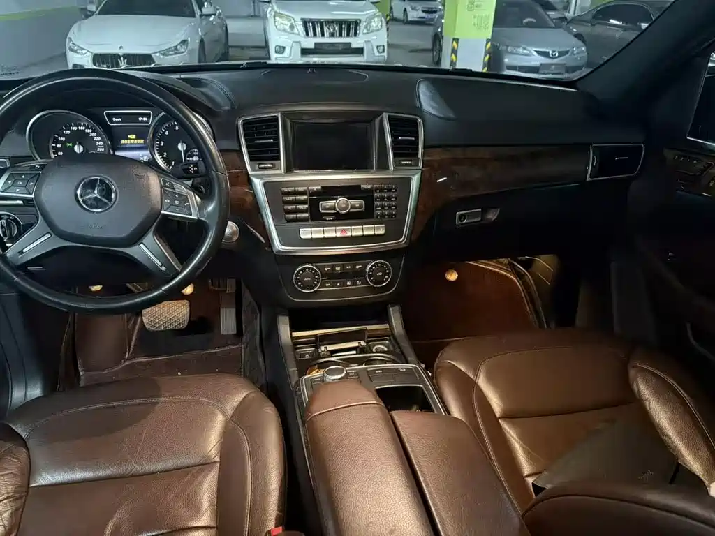 Mercedes-Benz GL-Class 2015 — фото 5