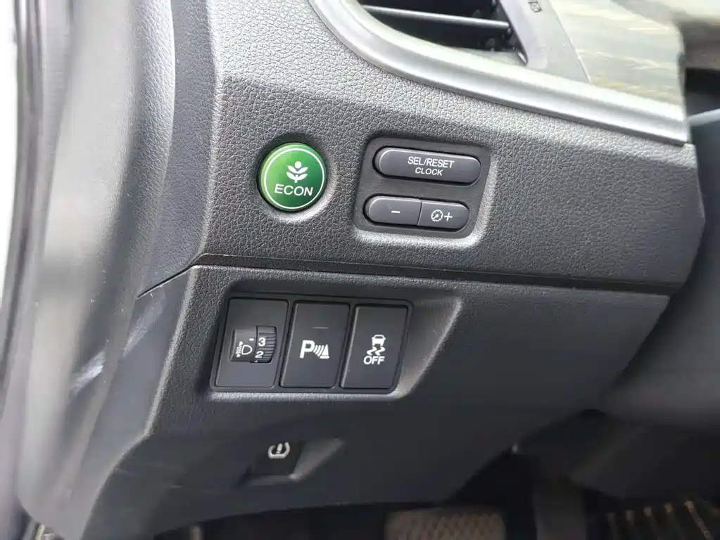 Honda Jade 2018 — фото 20