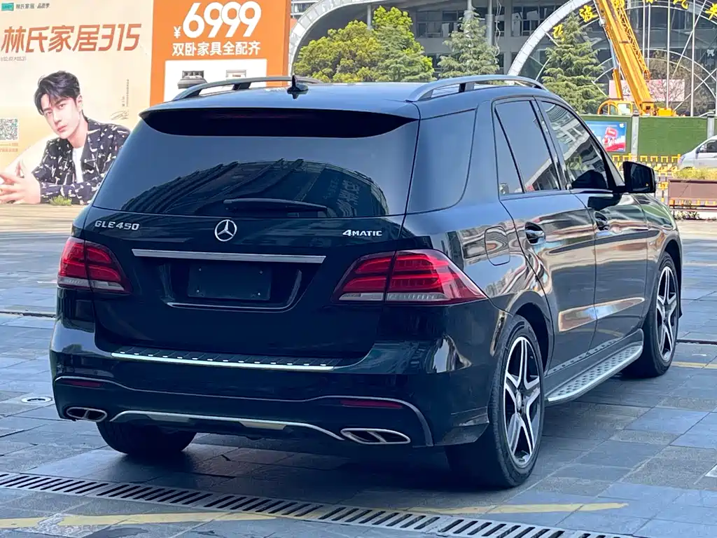 Mercedes-Benz GLE 2016 — фото 12