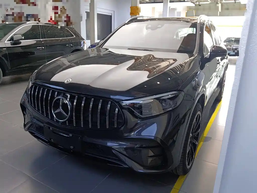 Mercedes-Benz GLC 2023 — фото 1