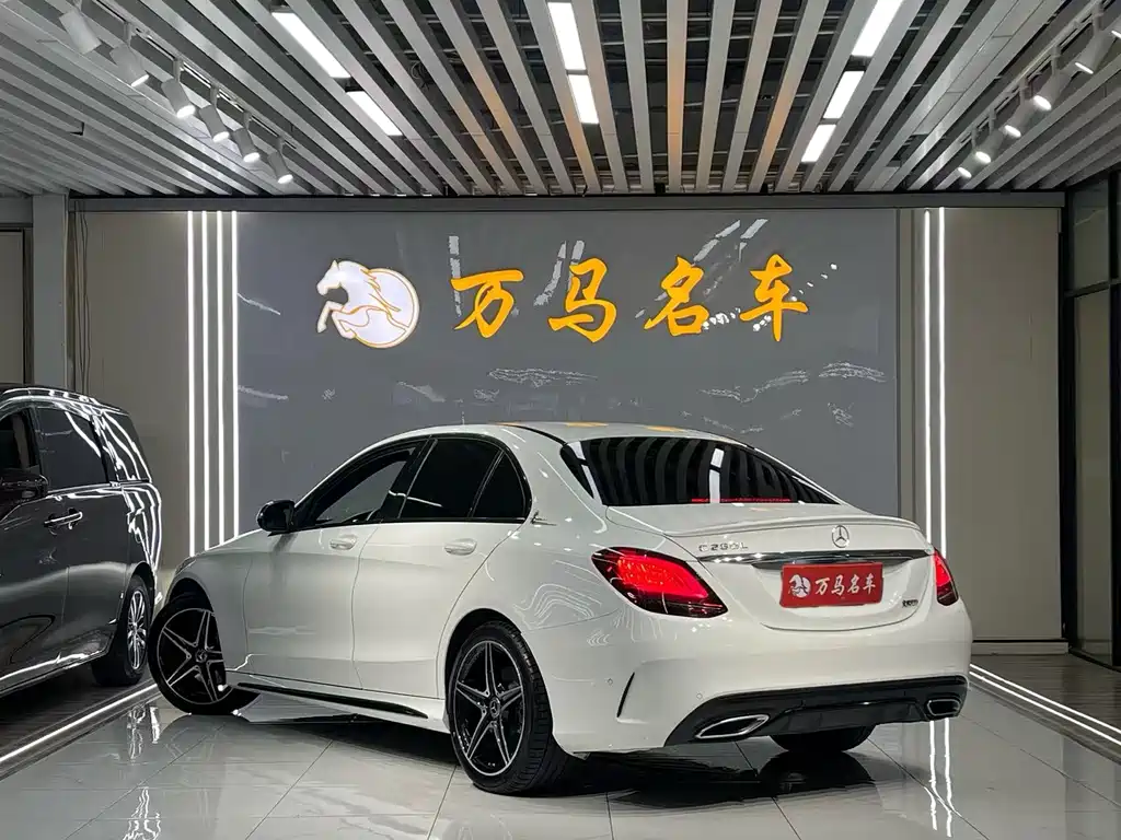 Mercedes-Benz C-Class 2020 — фото 23