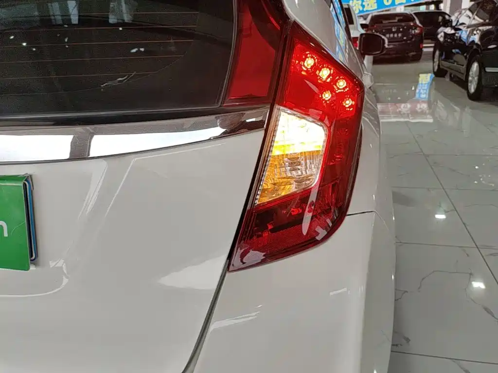Honda Fit 2014 — фото 8
