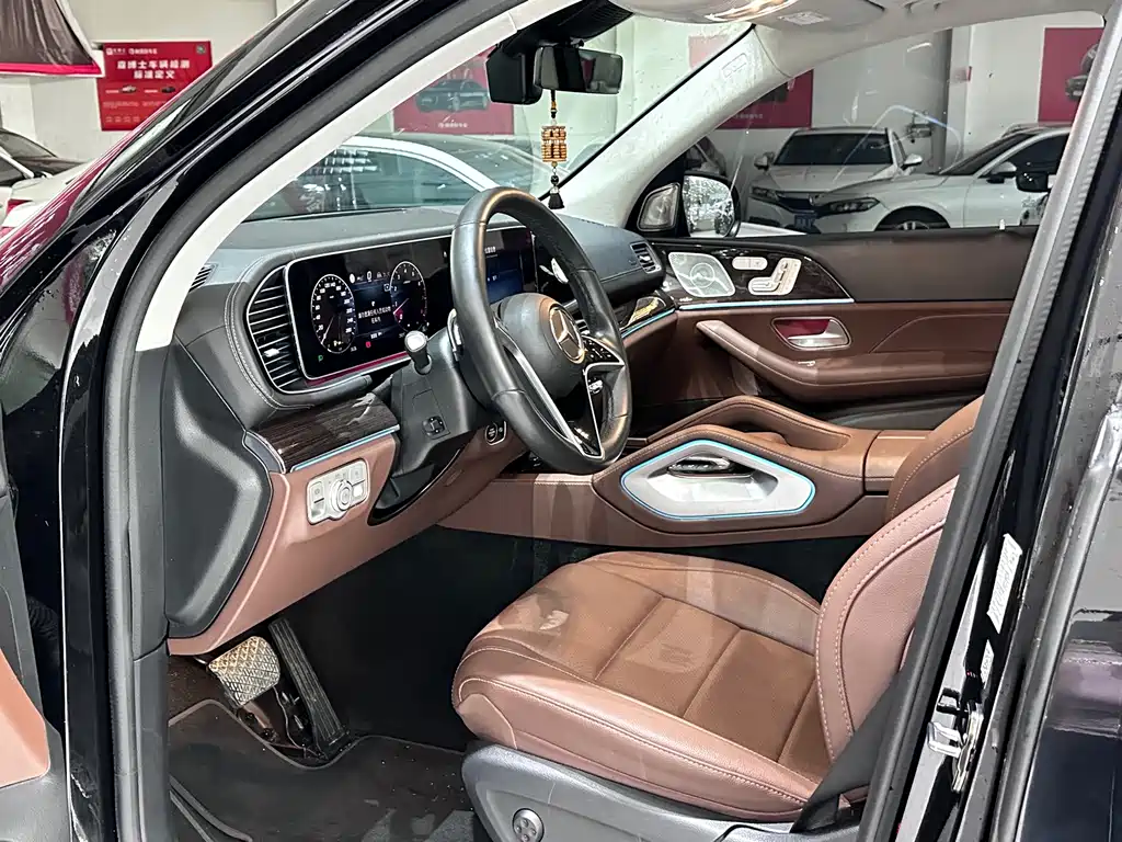 Mercedes-Benz GLE 2023 — фото 4