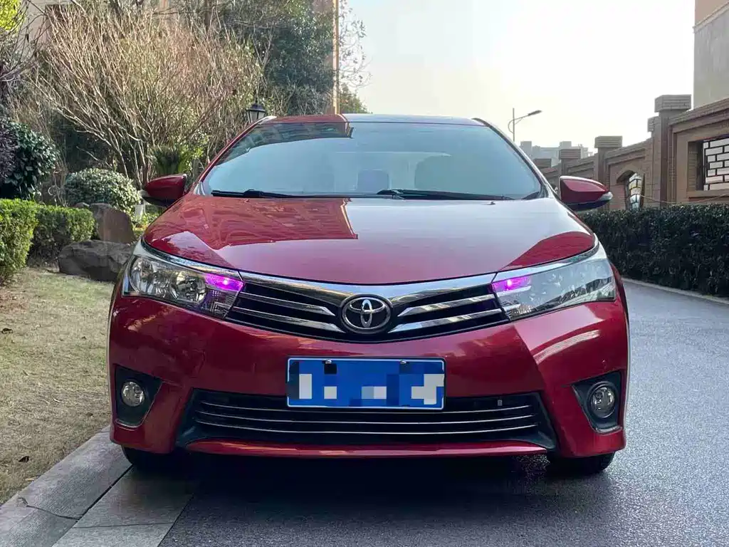 Toyota Corolla 2017 — фото 2