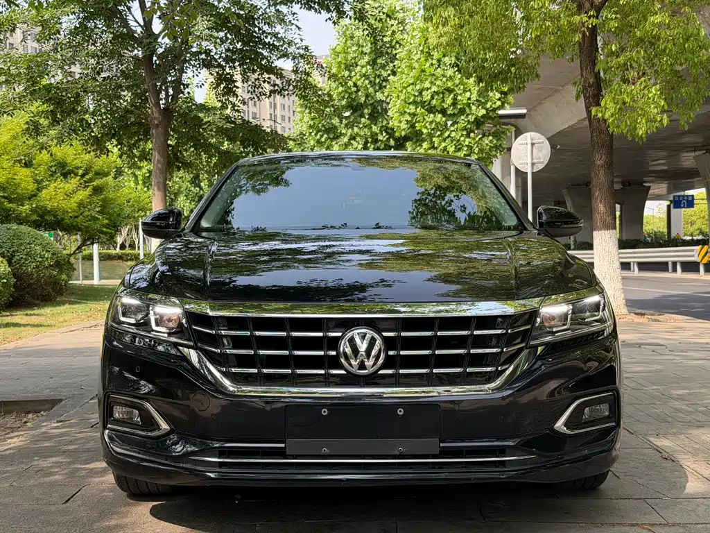 Volkswagen Passat 2020 — фото 2