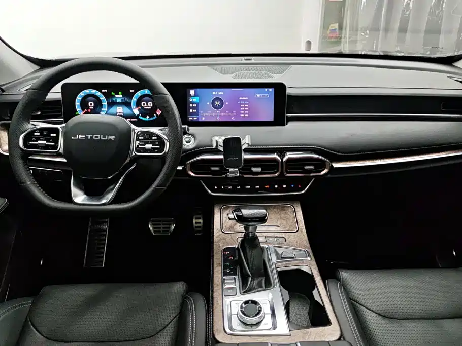 Jetour X70 PLUS 2021 — фото 12
