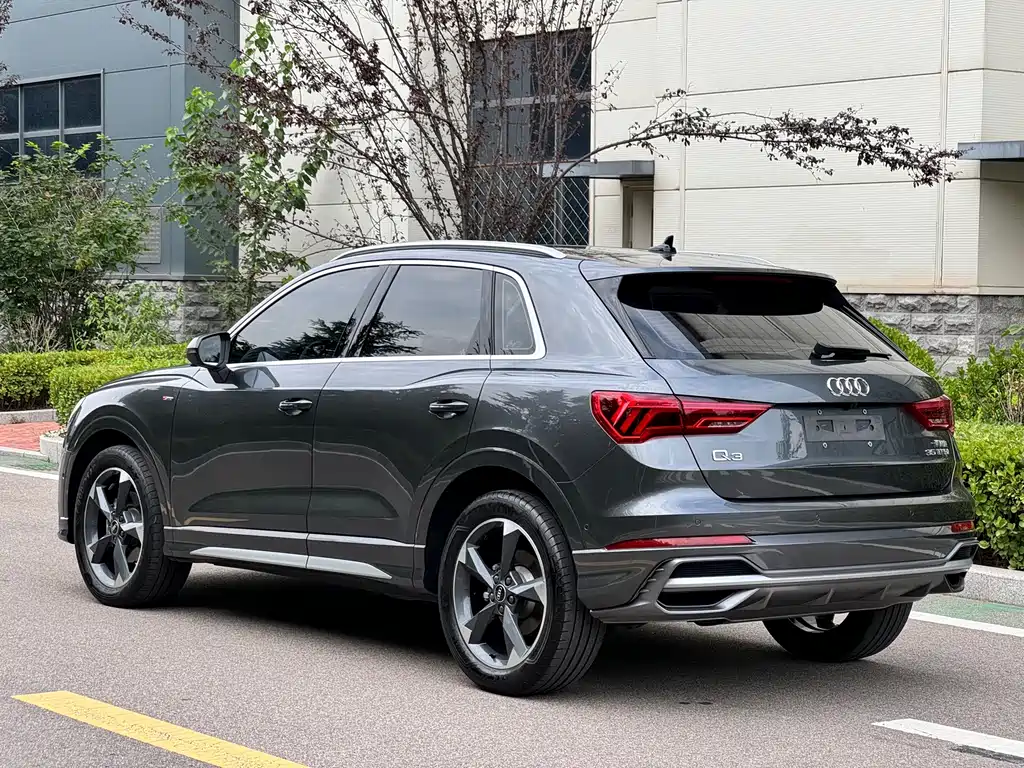 Audi Q3 2023