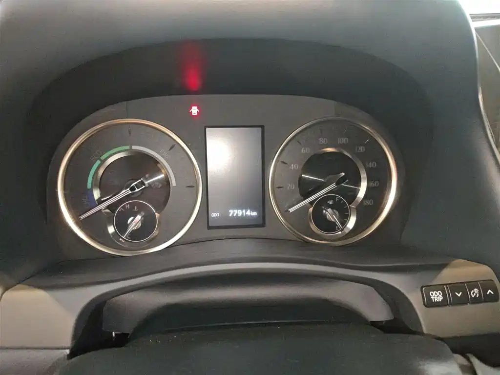 Toyota Vellfire 2020 — фото 12