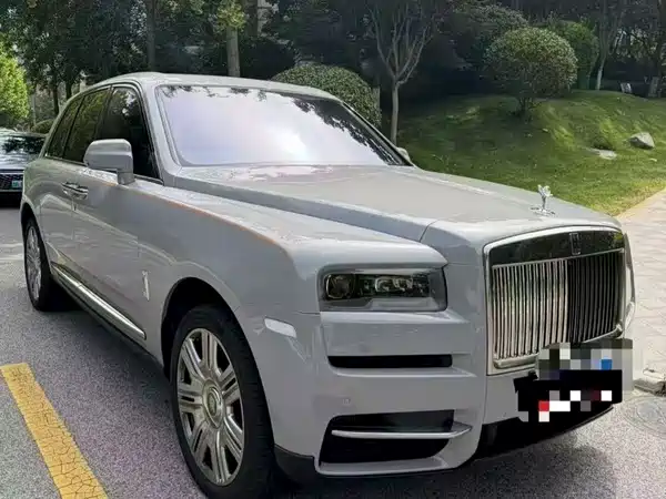 Rolls-Royce Cullinan 2023