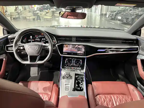 Audi A7L 2025