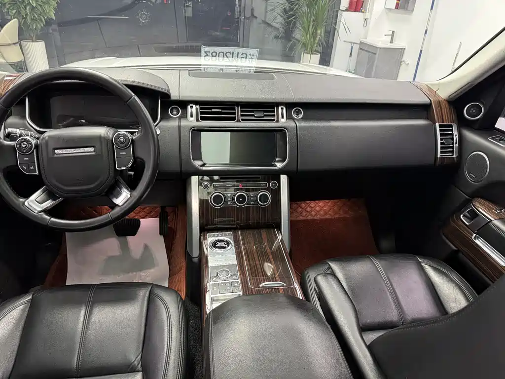 Land Rover Range Rover 2018 — фото 8