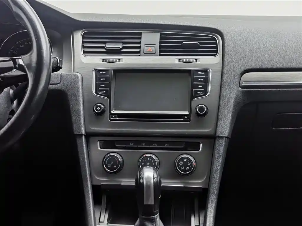 Volkswagen Golf 2015 — фото 12