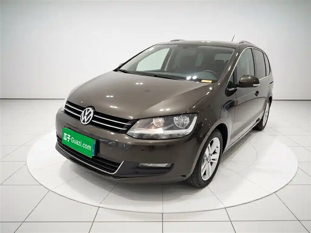 Volkswagen Sharan 2017 — фото 2