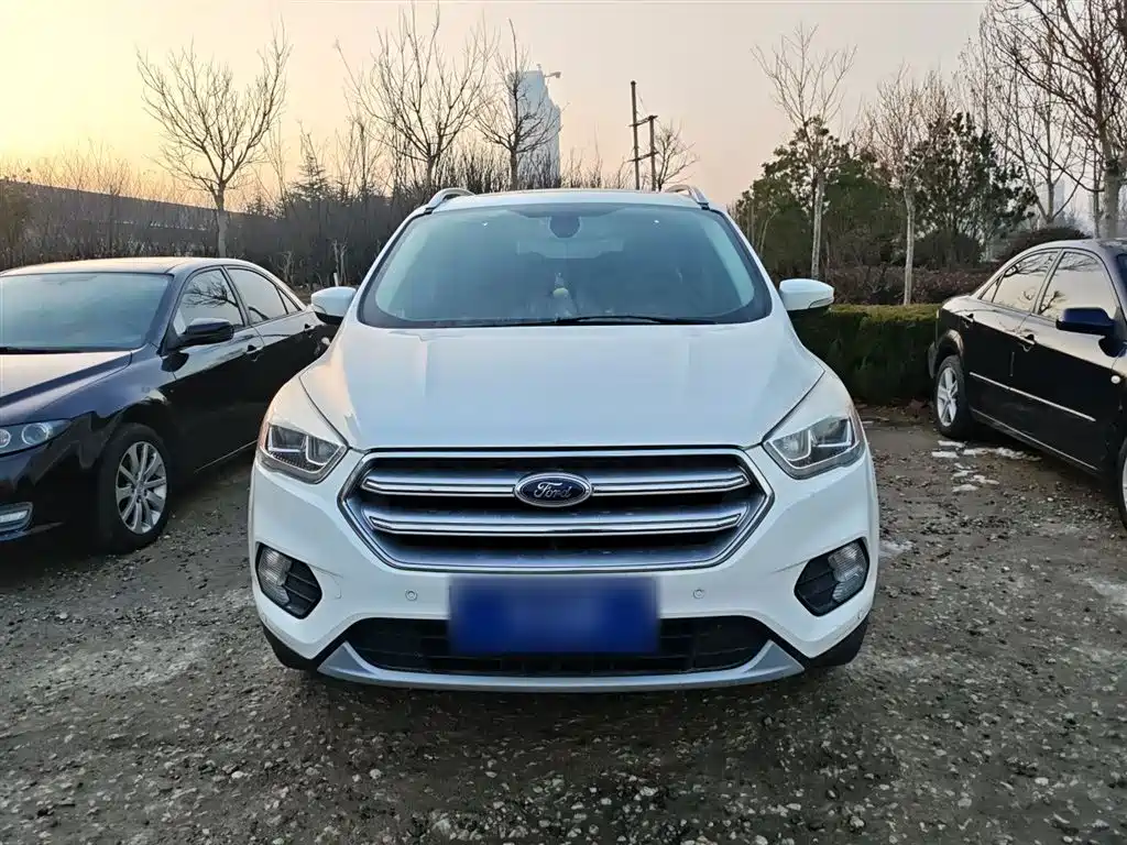 Ford Kuga 2018 — фото 3