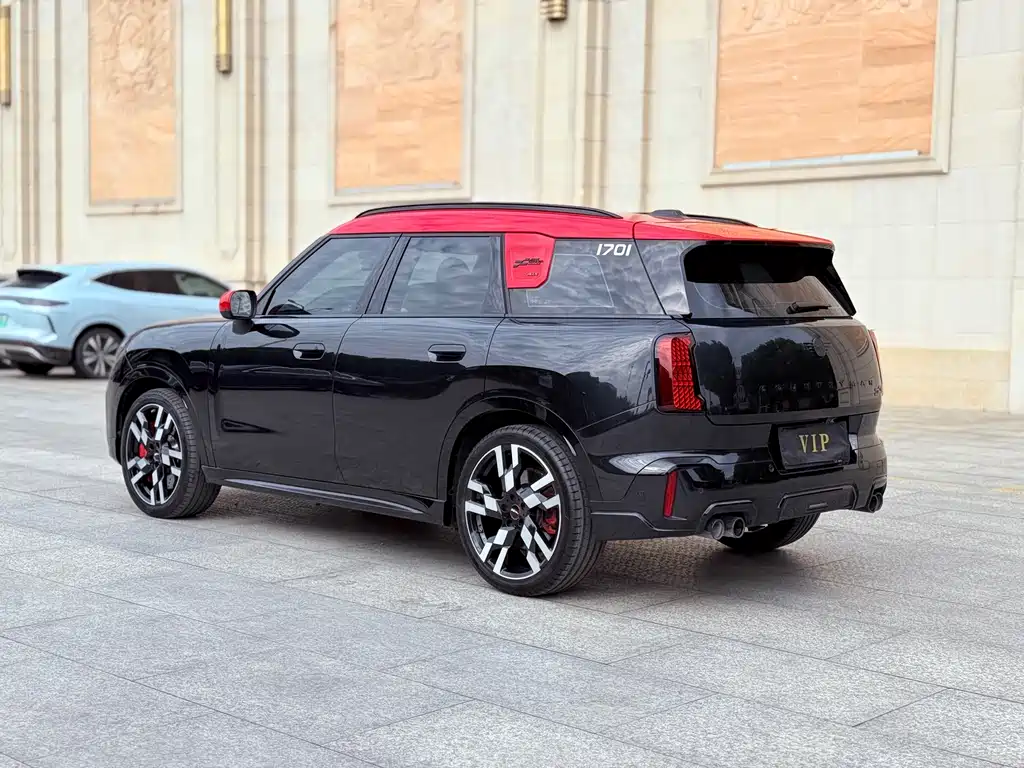 MINI JCW Countryman 2024 — фото 6