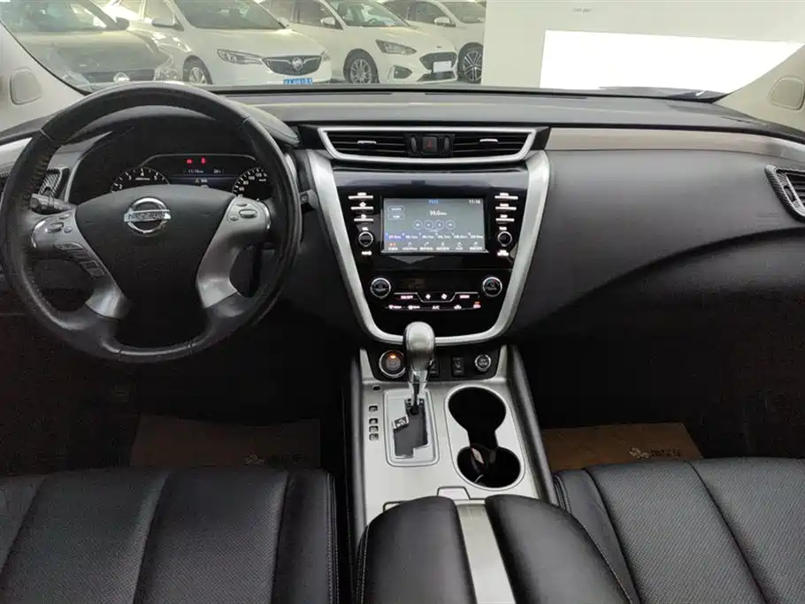 Nissan Murano 2017 — фото 12
