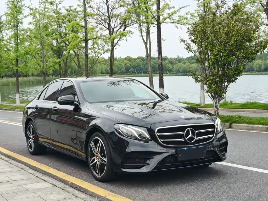 Mercedes-Benz E-Class 2017 — фото 3