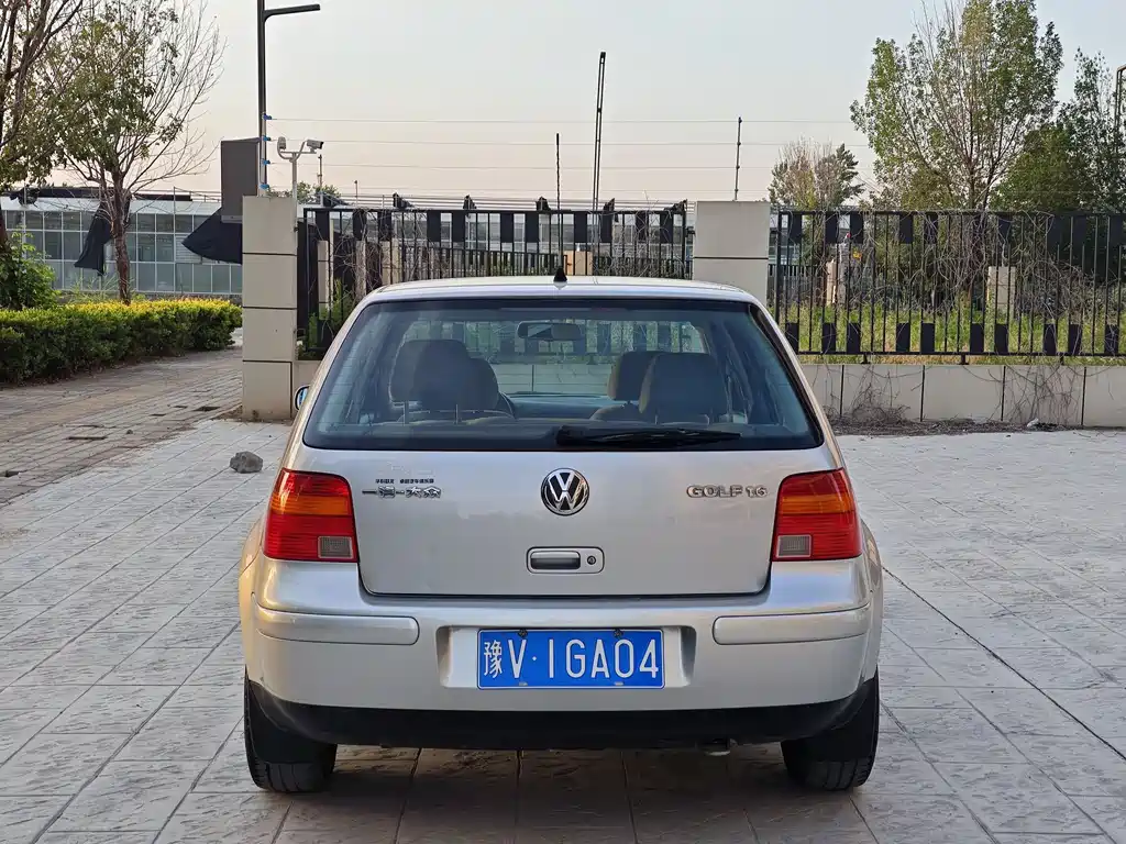 Volkswagen Golf 2005