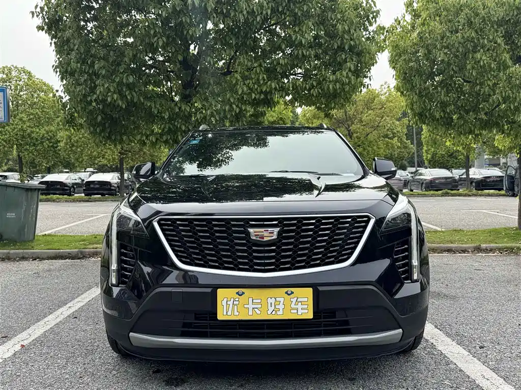 Cadillac XT4 2020 — фото 2