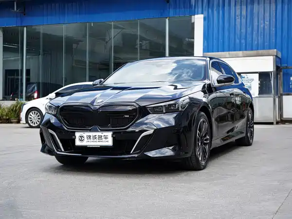 BMW 5 Series 2024