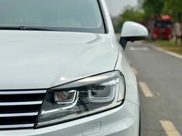 Volkswagen Touareg 2016