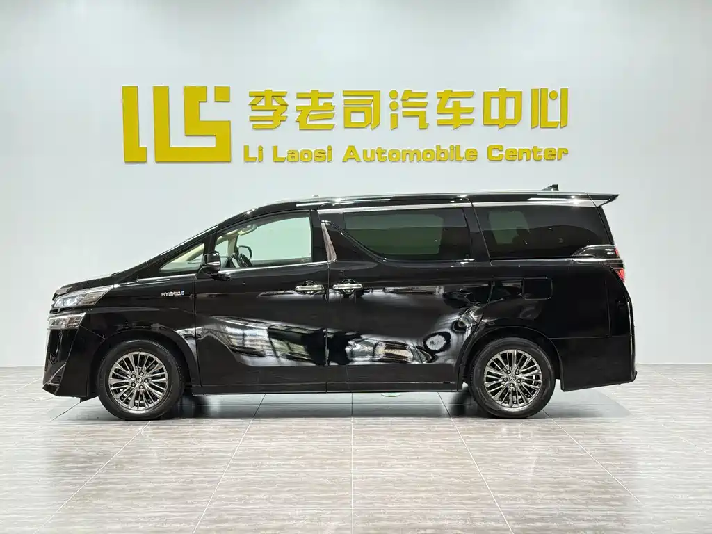 Toyota Vellfire 2020 — фото 2