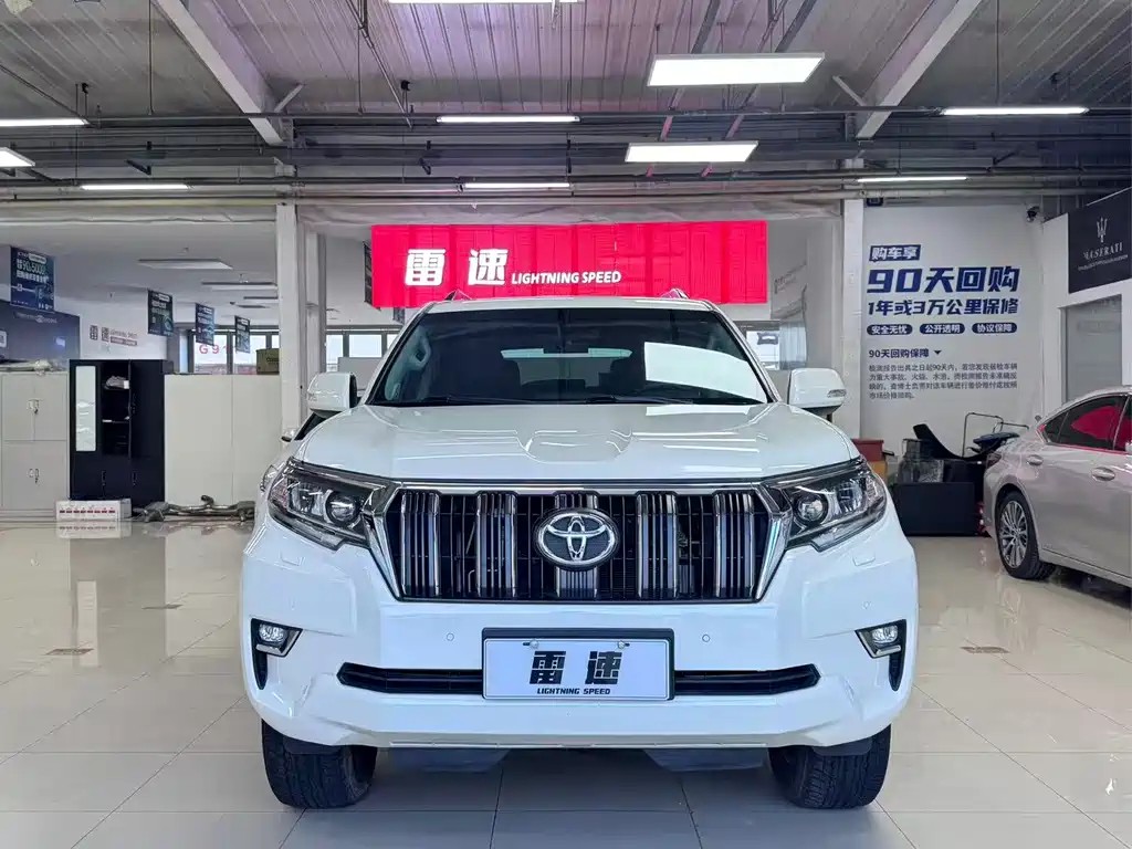Toyota Prado 2019 — фото 2