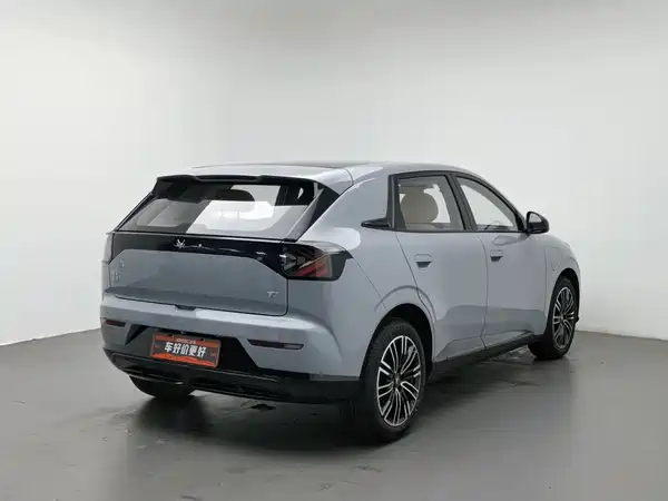 Arcfox Beta T1 2025