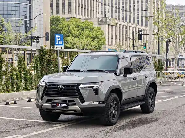 Lexus GX 2024