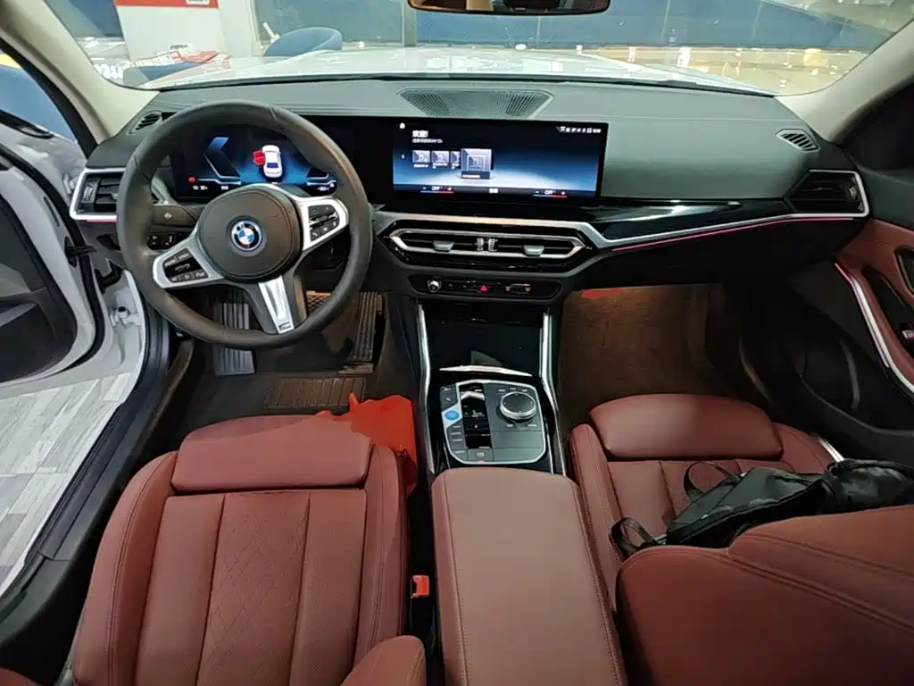 BMW i3 2023 — фото 10