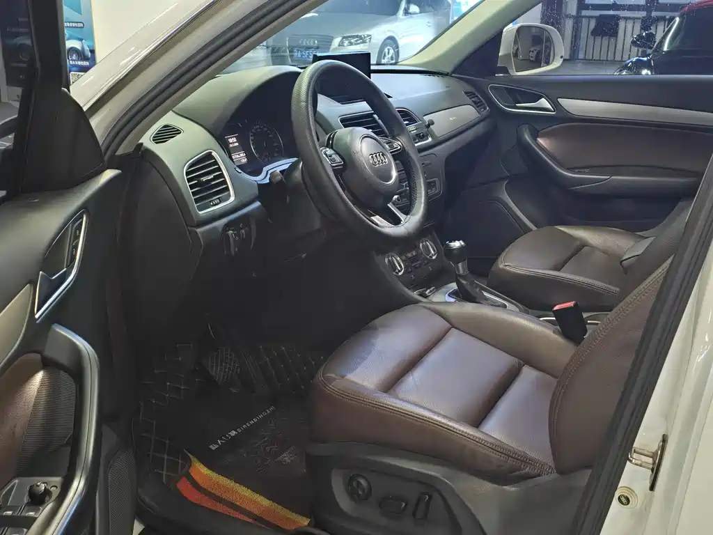 Audi Q3 2016