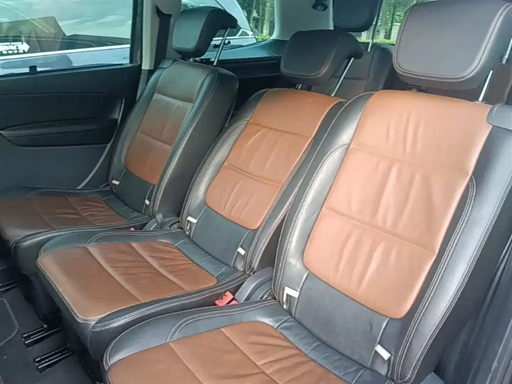 Volkswagen Sharan 2015 — фото 17