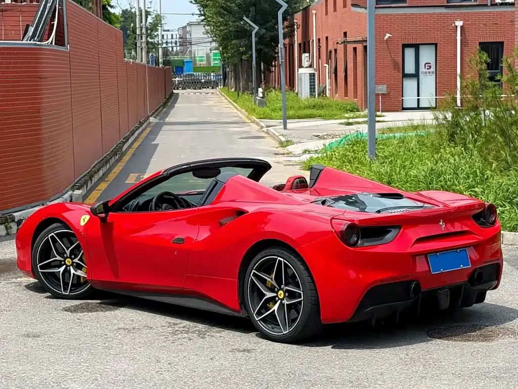 Ferrari 488 2019 — фото 4
