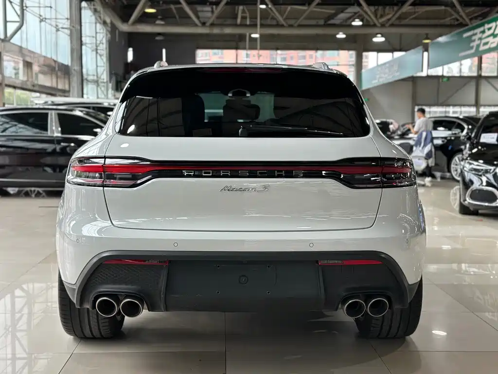 Porsche Macan 2023 — фото 6