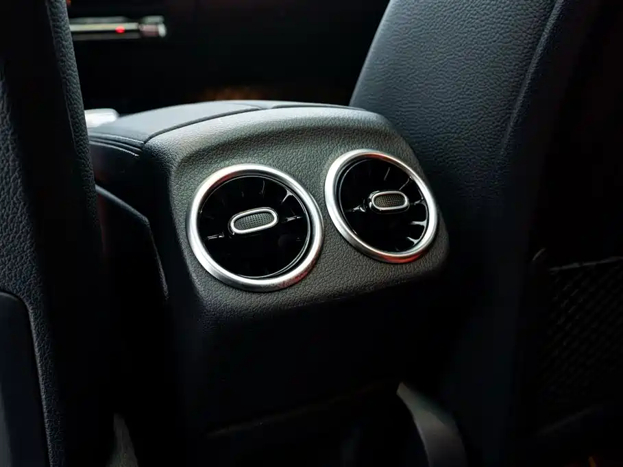 Mercedes-Benz A-Class AMG 2024 — фото 27